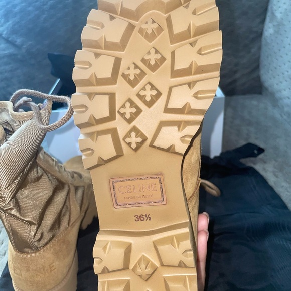 BRAND NEW!!Celine Desert Boot (lace up/ round toe) - Picture 4 of 7